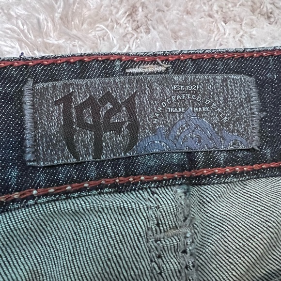 🤠 1921 Western Glove Works Chrissie Low-Rise Slim-Leg Distressed Jeans | 29x32 - Picture 12 of 14